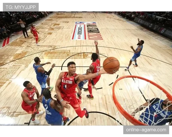 埃迪·琼斯在球队挡拆中制造错位显著提升进攻效率